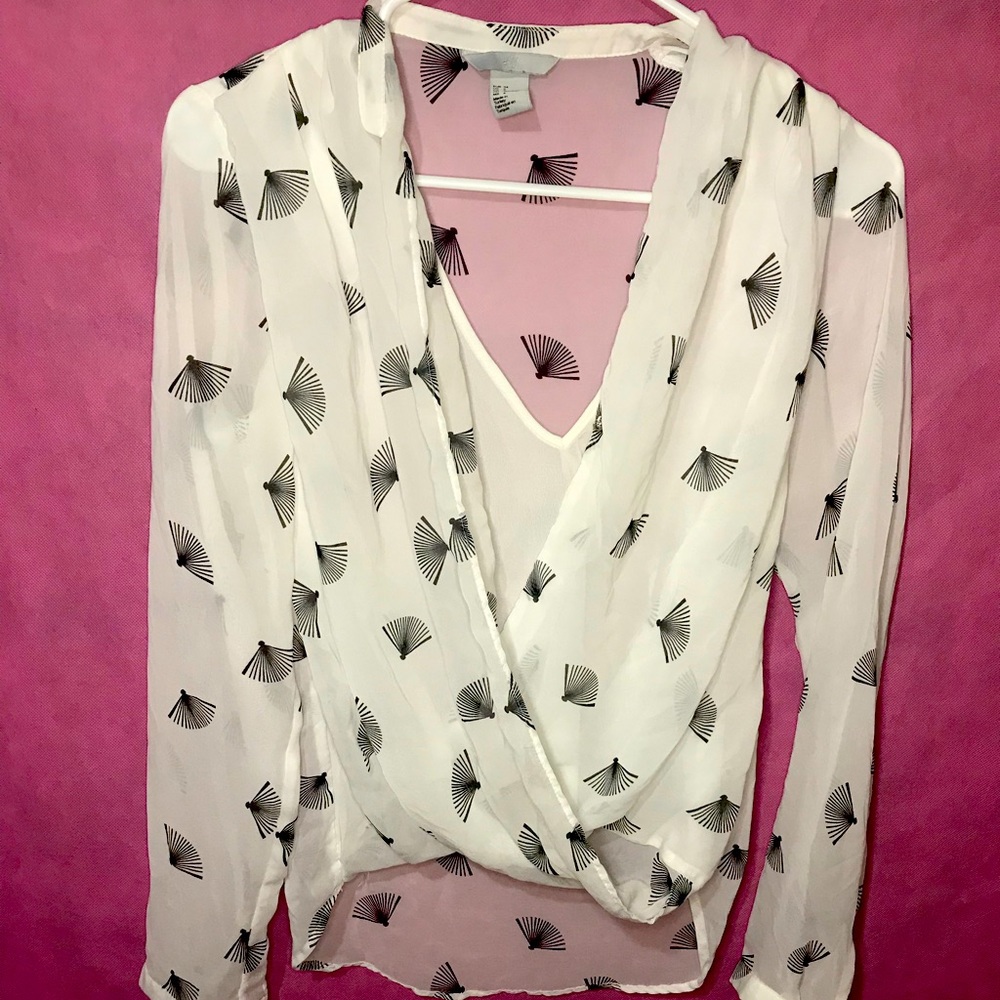 This is bought from H & M. Made in turkey. Only worn once.